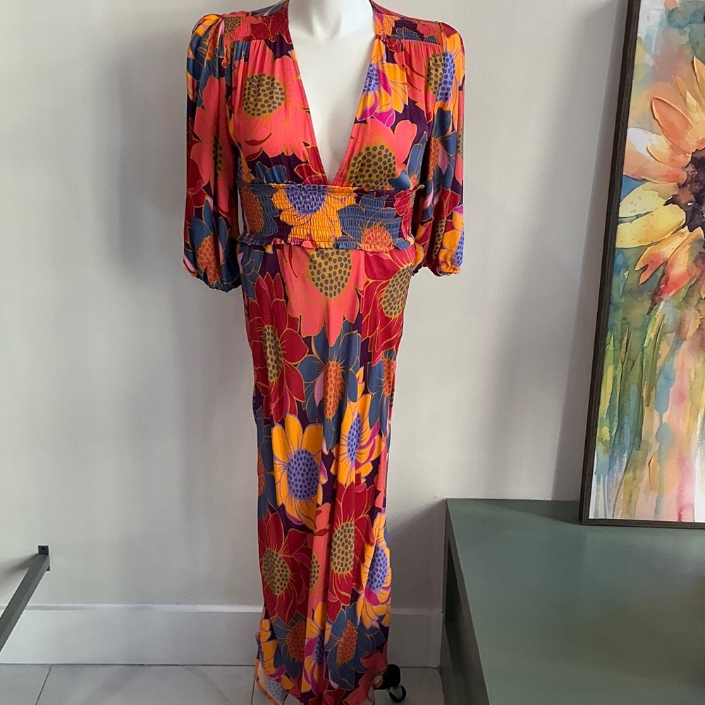 FARM Rio Vibrant Floral Maxi Dress NWT - Medium (1345)